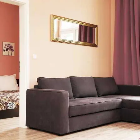 Royal Court Legerova 3* Prag