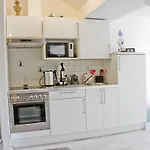 Hotel Royal Court Legerova 3*