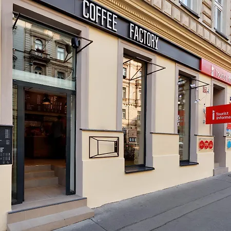 Hotel Royal Court Legerova Prague
