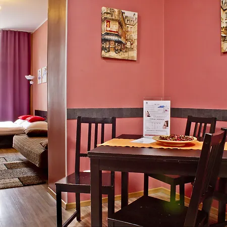 Royal Court Legerova Hotel