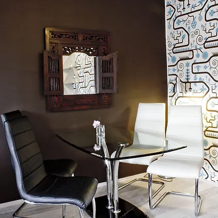 Royal Court Legerova Hotel 3*