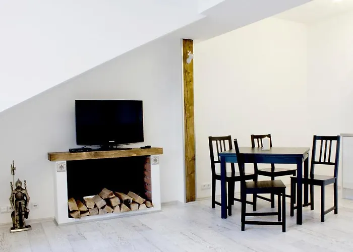 Royal Court Legerova Hotel 3*