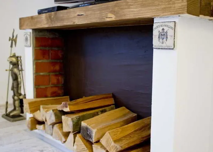 Royal Court Legerova Hotel