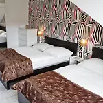 Royal Court Legerova Ξενοδοχείο 3*