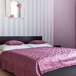 Royal Court Legerova 3* Praha