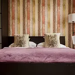 Royal Court Legerova 3* Praha