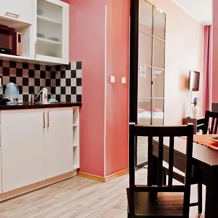 Royal Court Legerova Hotel