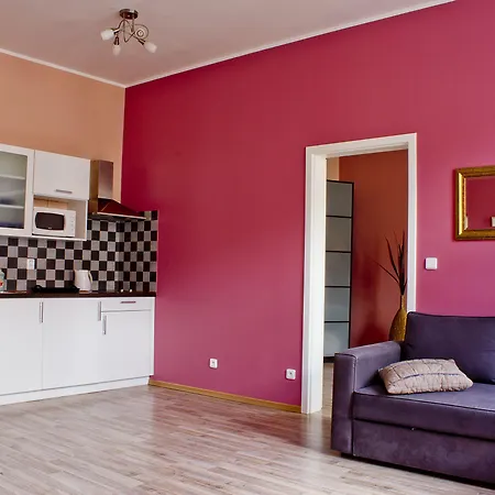 Royal Court Legerova 3* פראג